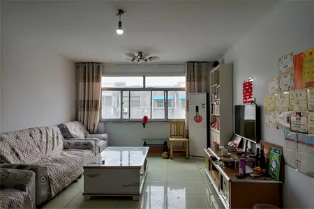 东鲁学府套三120平带附房12.53平，售价76万